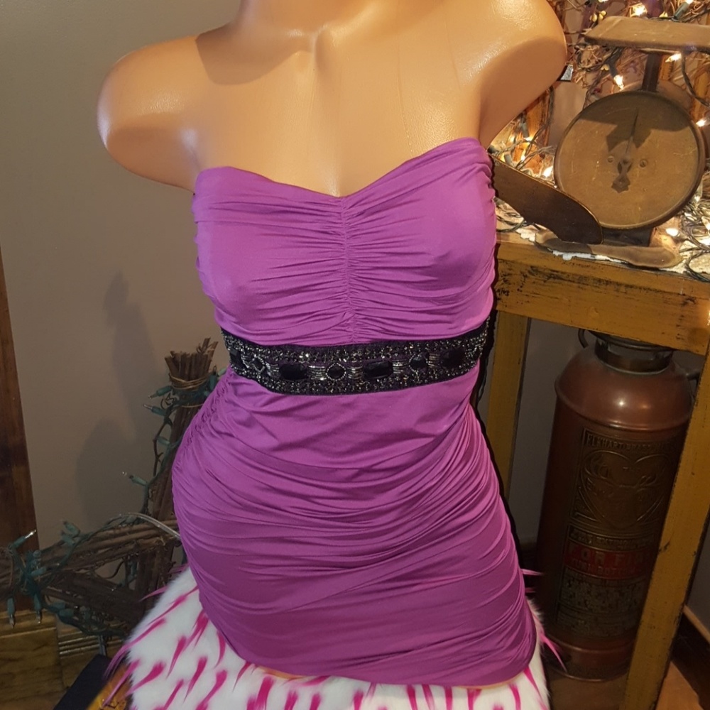 2B Bebe Strapless Ruched Mini Dress in Magenta with Black Embellished Waist